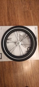 Przednie koło biegowe zestawu Joggingowego Thule Chariot Jogging Kit 